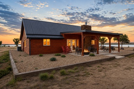 Maria Lake Ranch Clubhouse